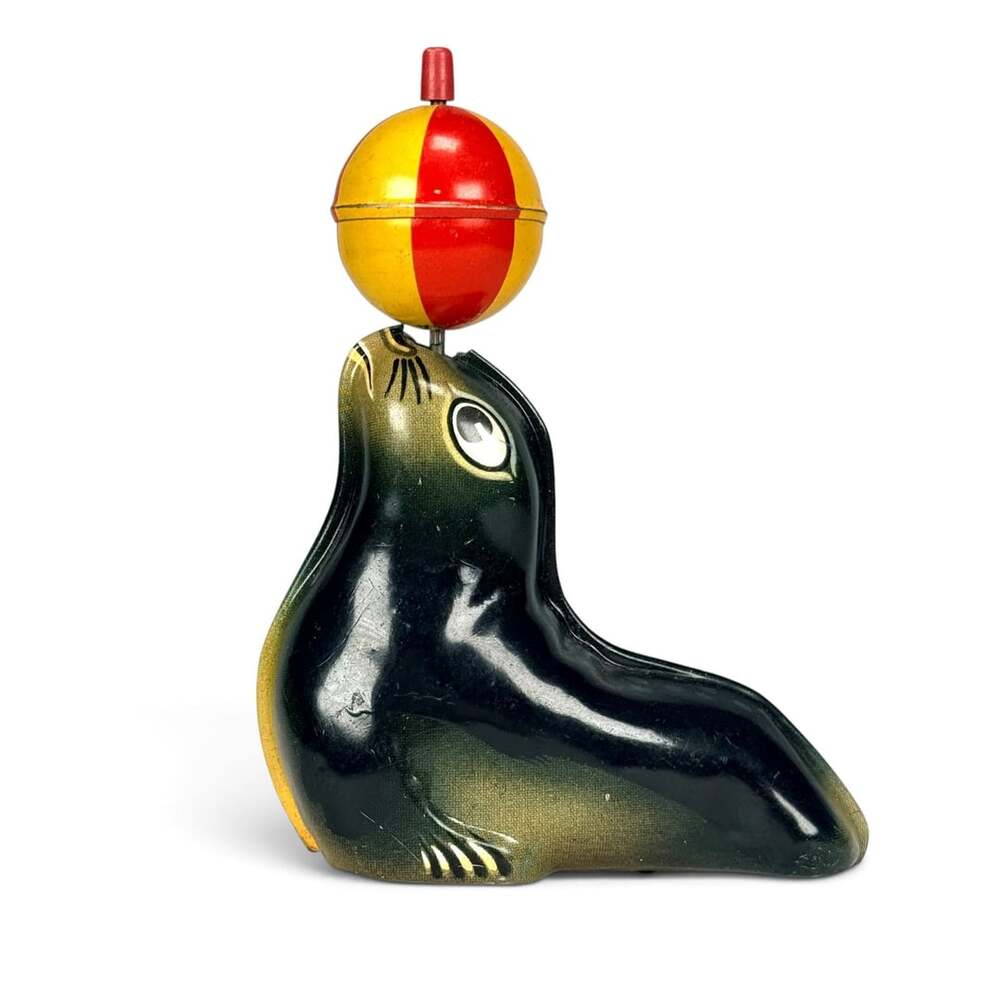 Vintage Lehmann AHA 910 Wind Up Seal Balancing Ball Tin Toy W. Germany Works
